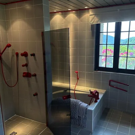Chalet At 800m, Sauna, Bathing Pond *